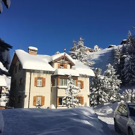 Haus La Punt, Savognin *