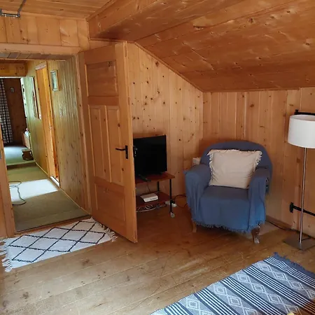 Haus La Punt, Savognin Appartement *