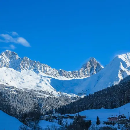 Haus La Punt, Savognin Appartamento Rona